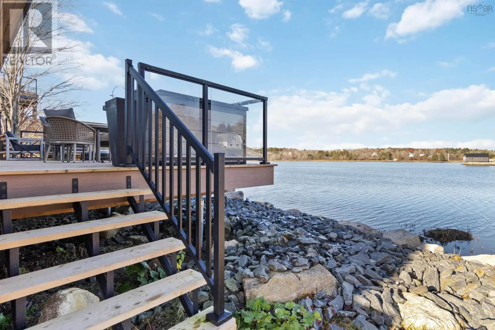 3 693 Masons Beach Road