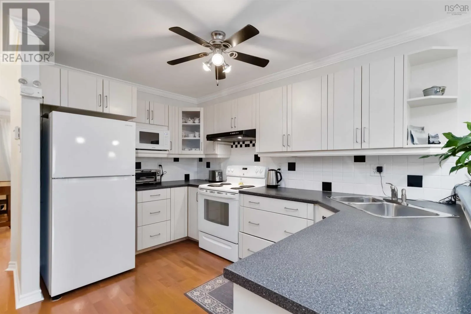 295 Summer Field Way