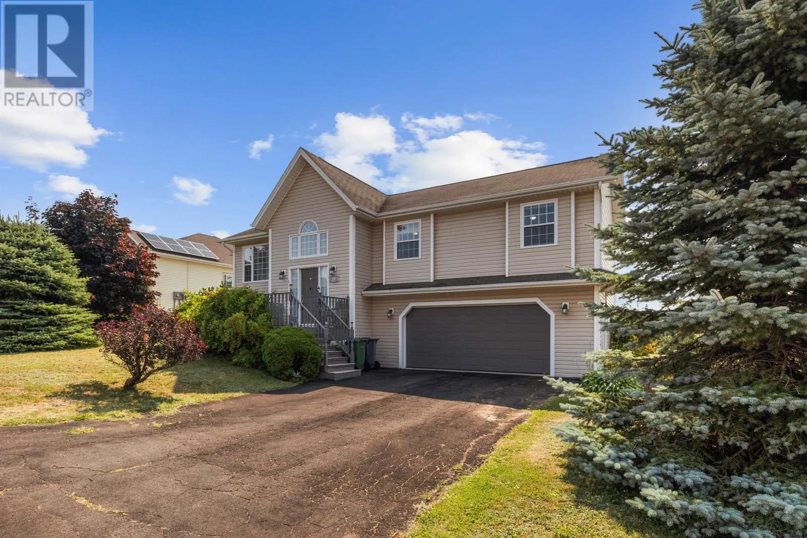 19 Horseshoe Boulevard