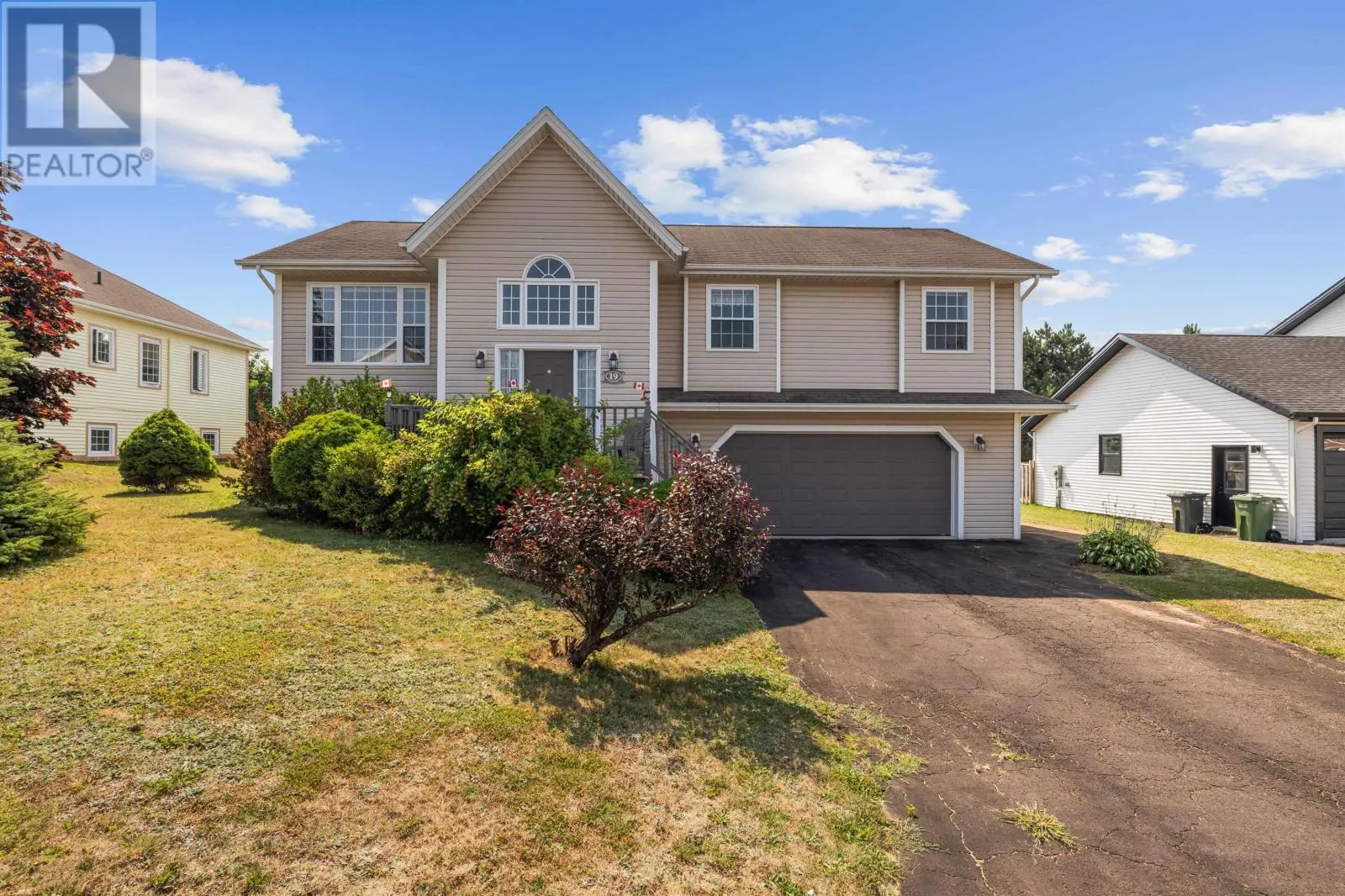 19 Horseshoe Boulevard