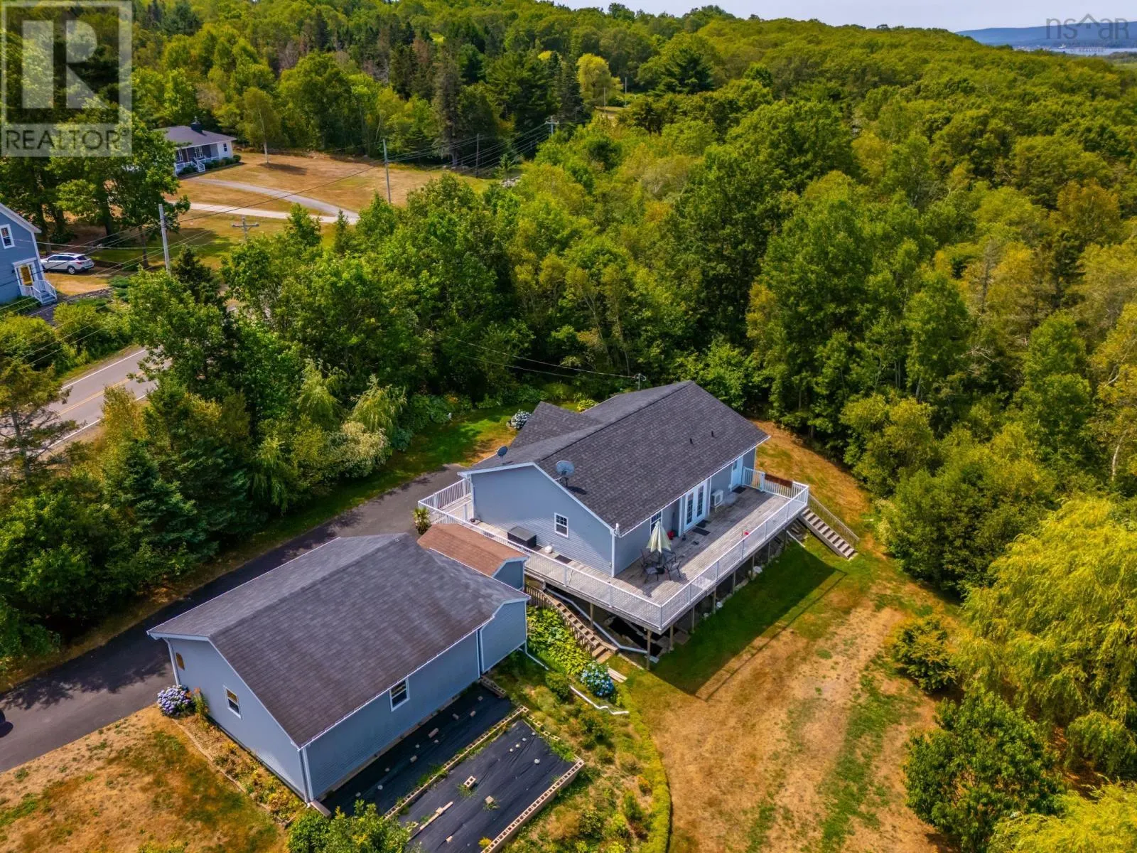 1241 Highway 201