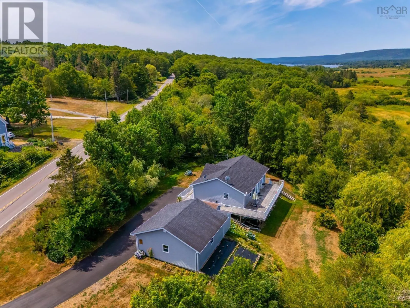1241 Highway 201