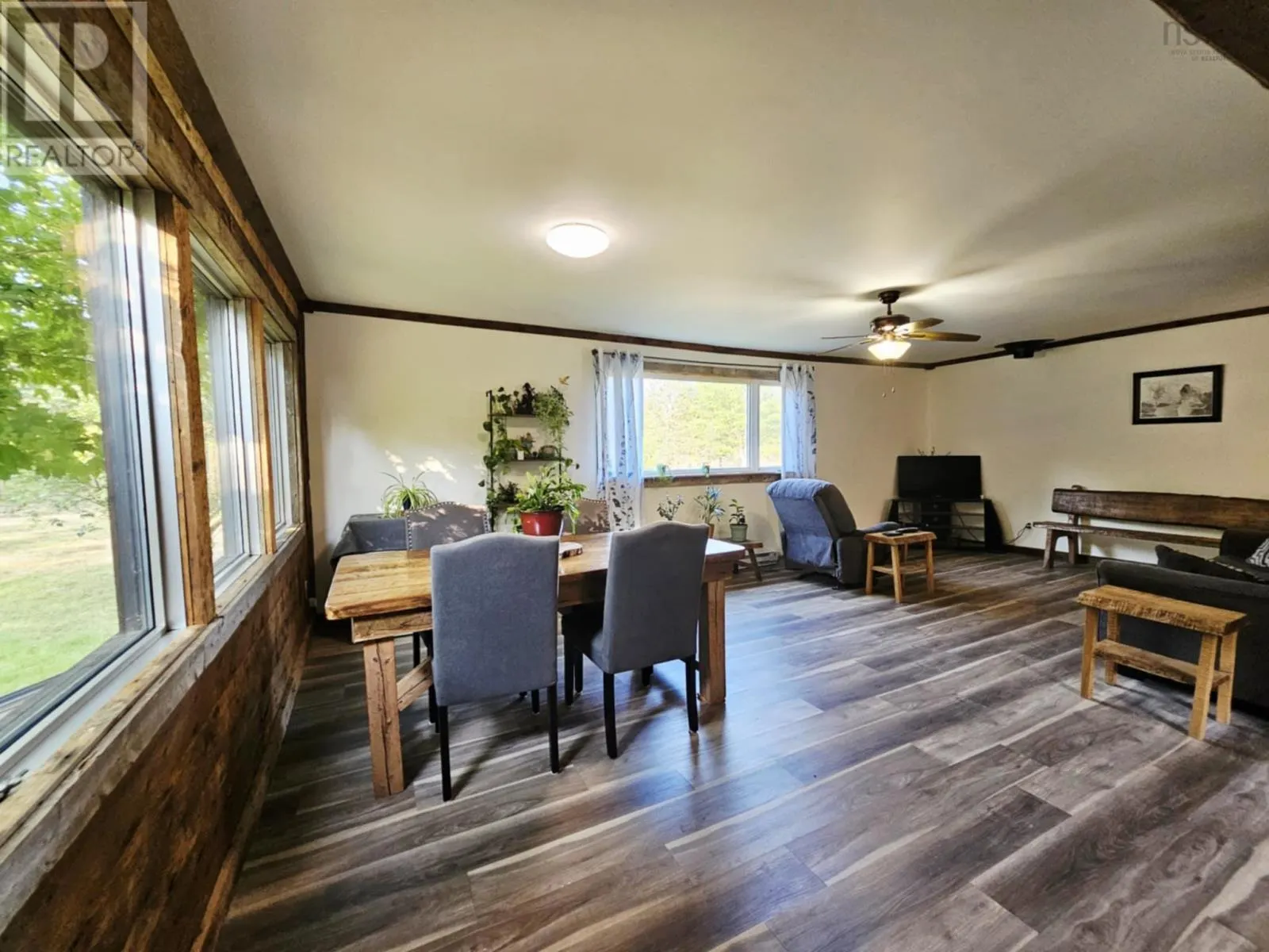 1057 Kemptown Road