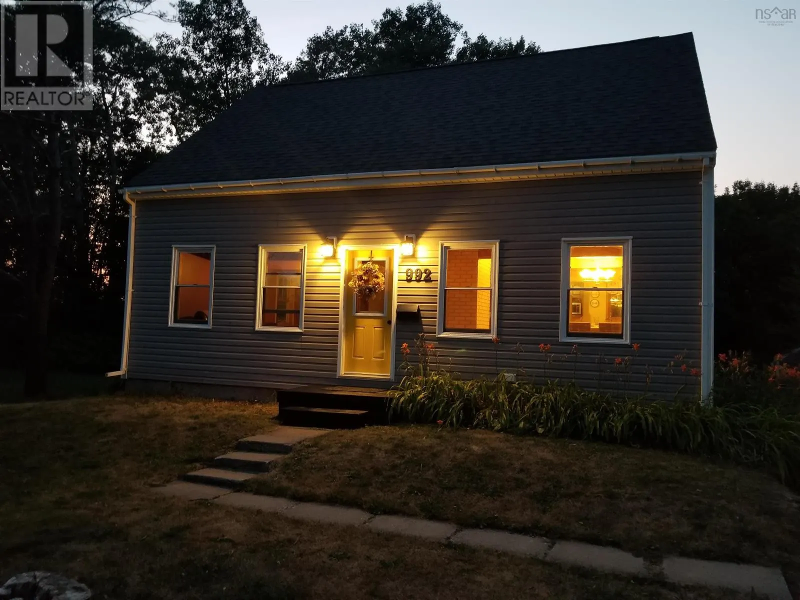 992 Marie Court