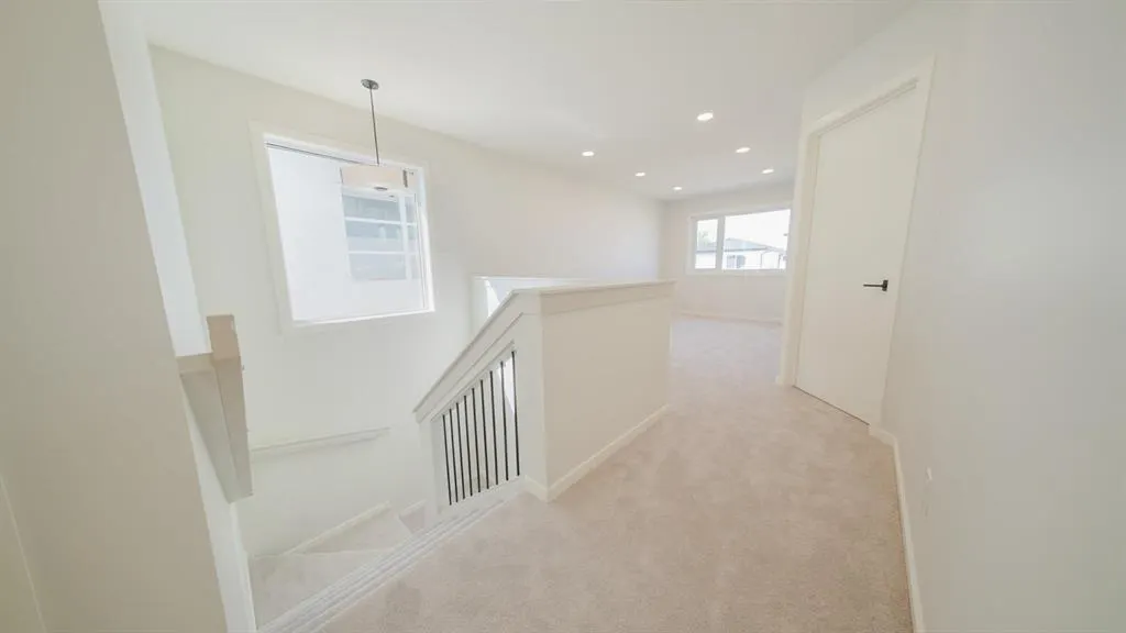 99 Loggerhead Road