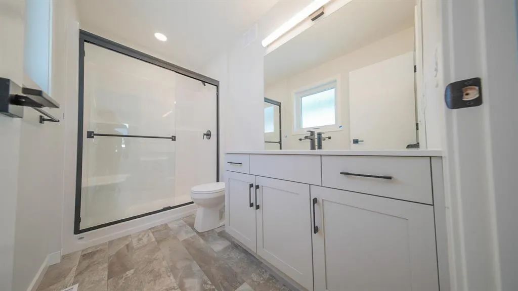 99 Loggerhead Road