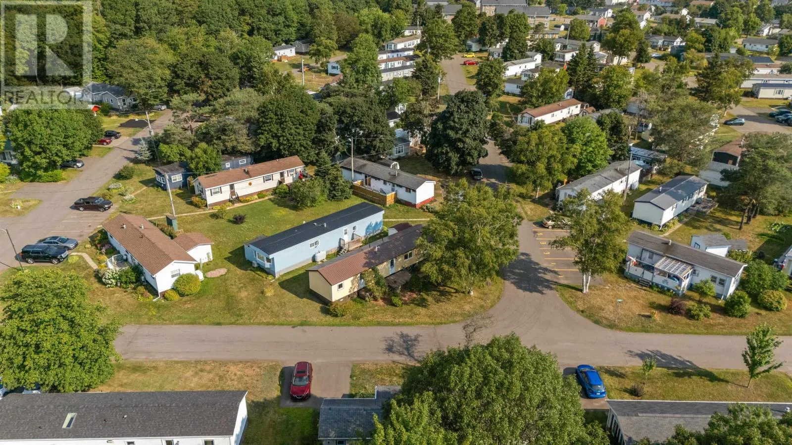 2 Manor Drive