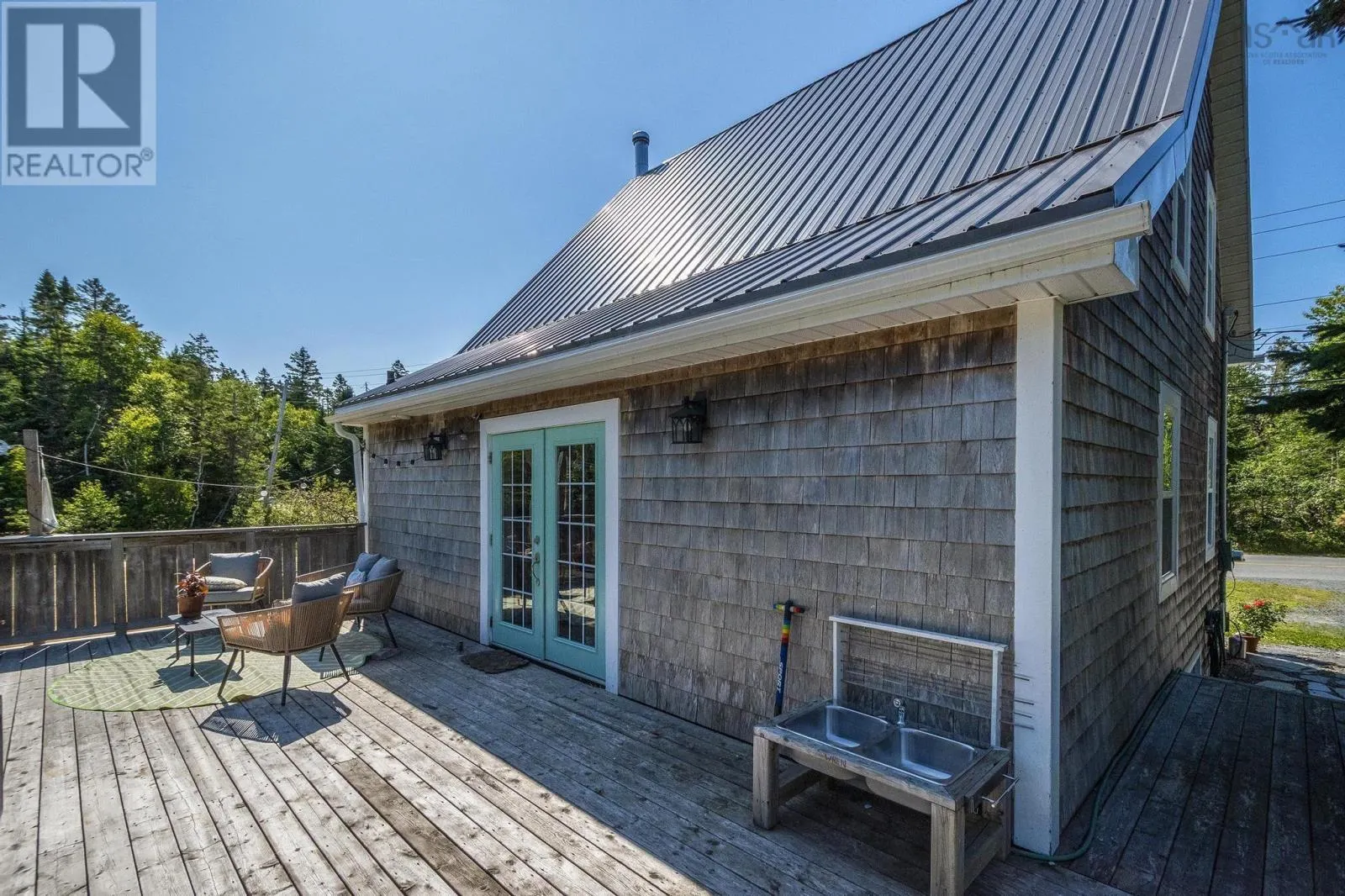 67 Pauls Point Road