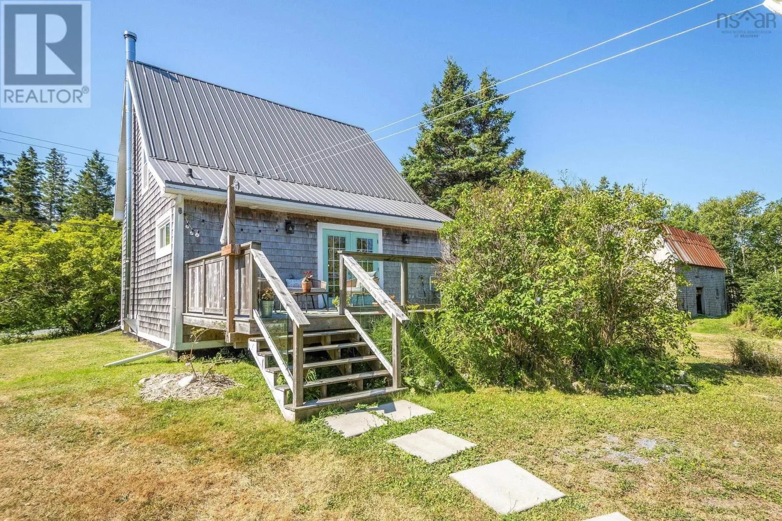 67 Pauls Point Road