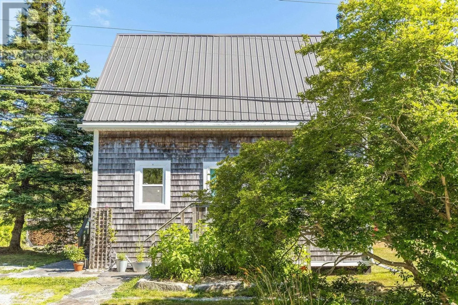 67 Pauls Point Road
