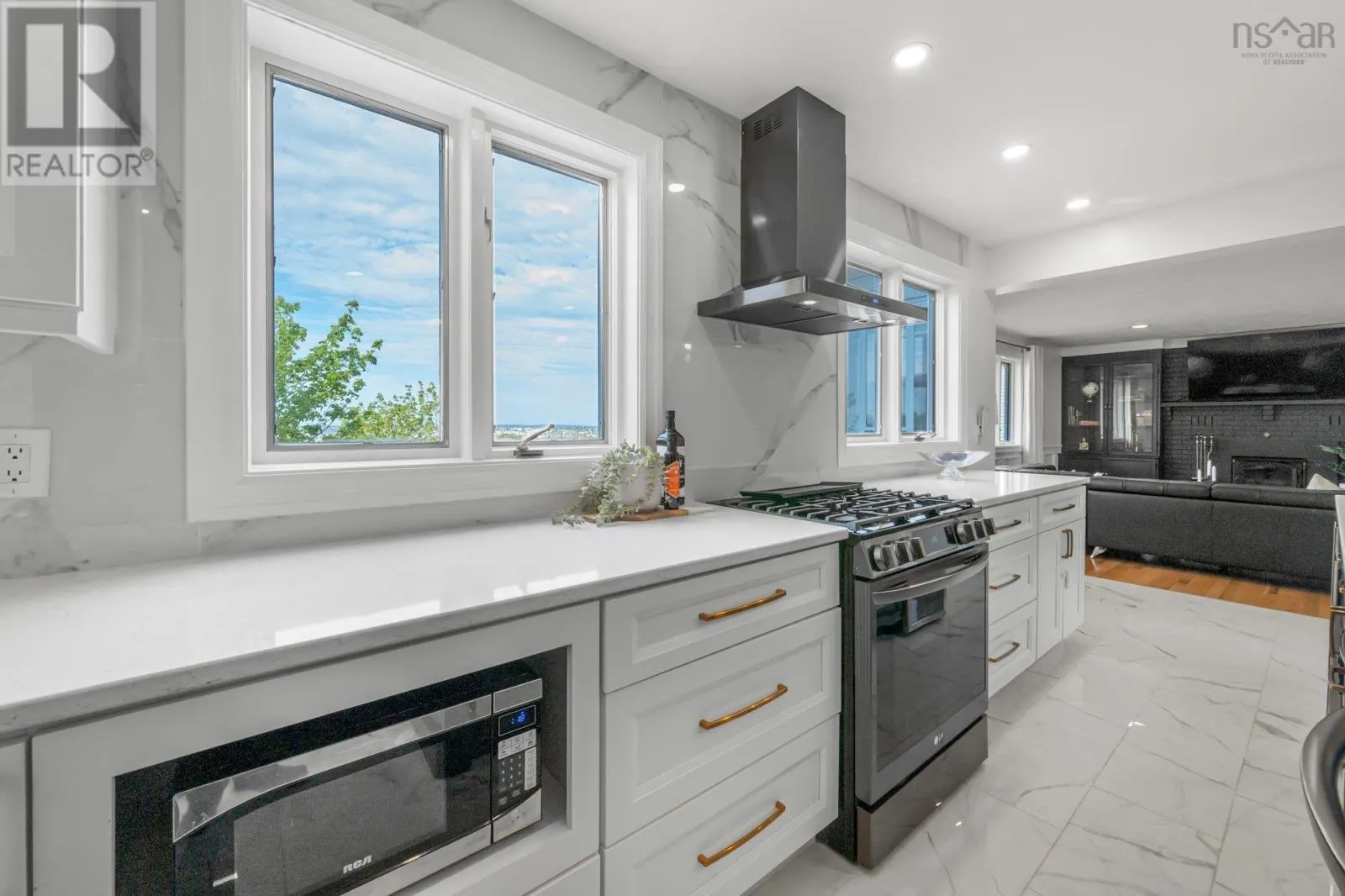 27 Chartwell Lane