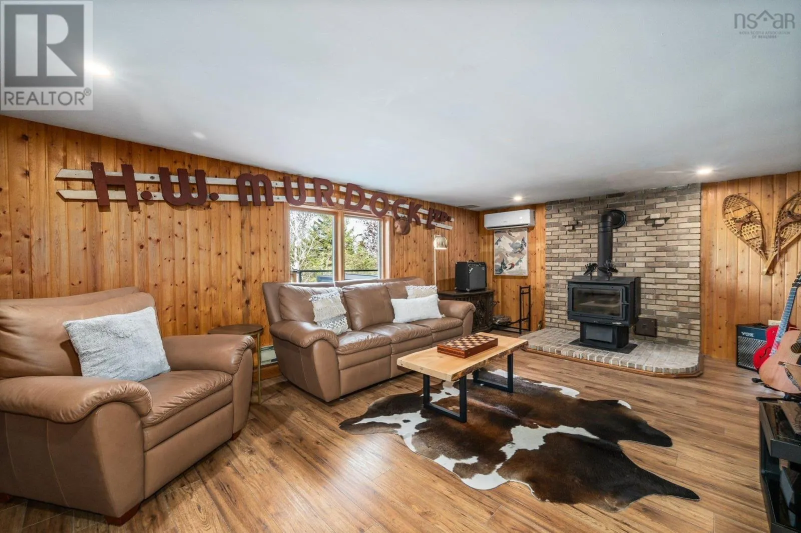 27 Chartwell Lane