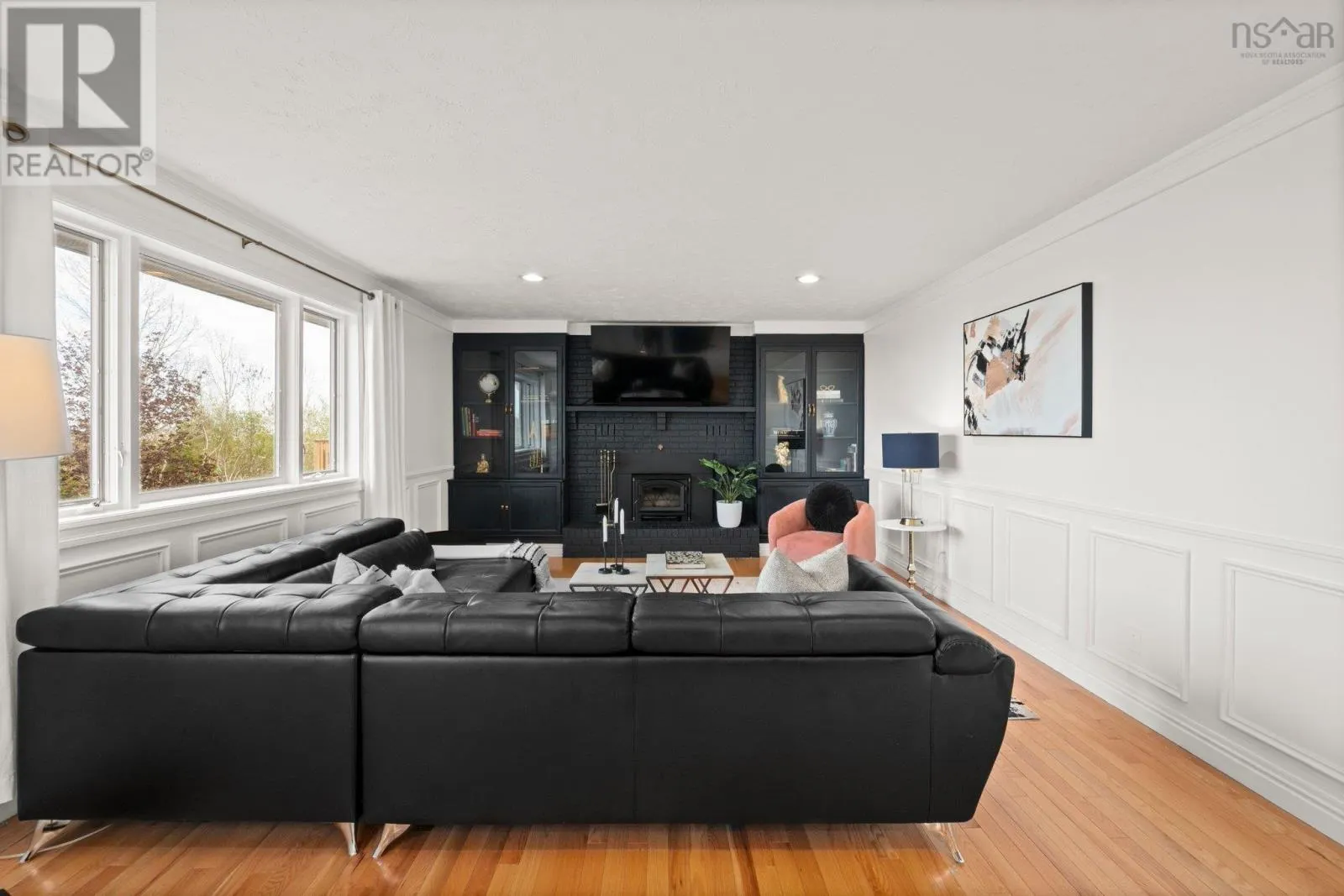 27 Chartwell Lane