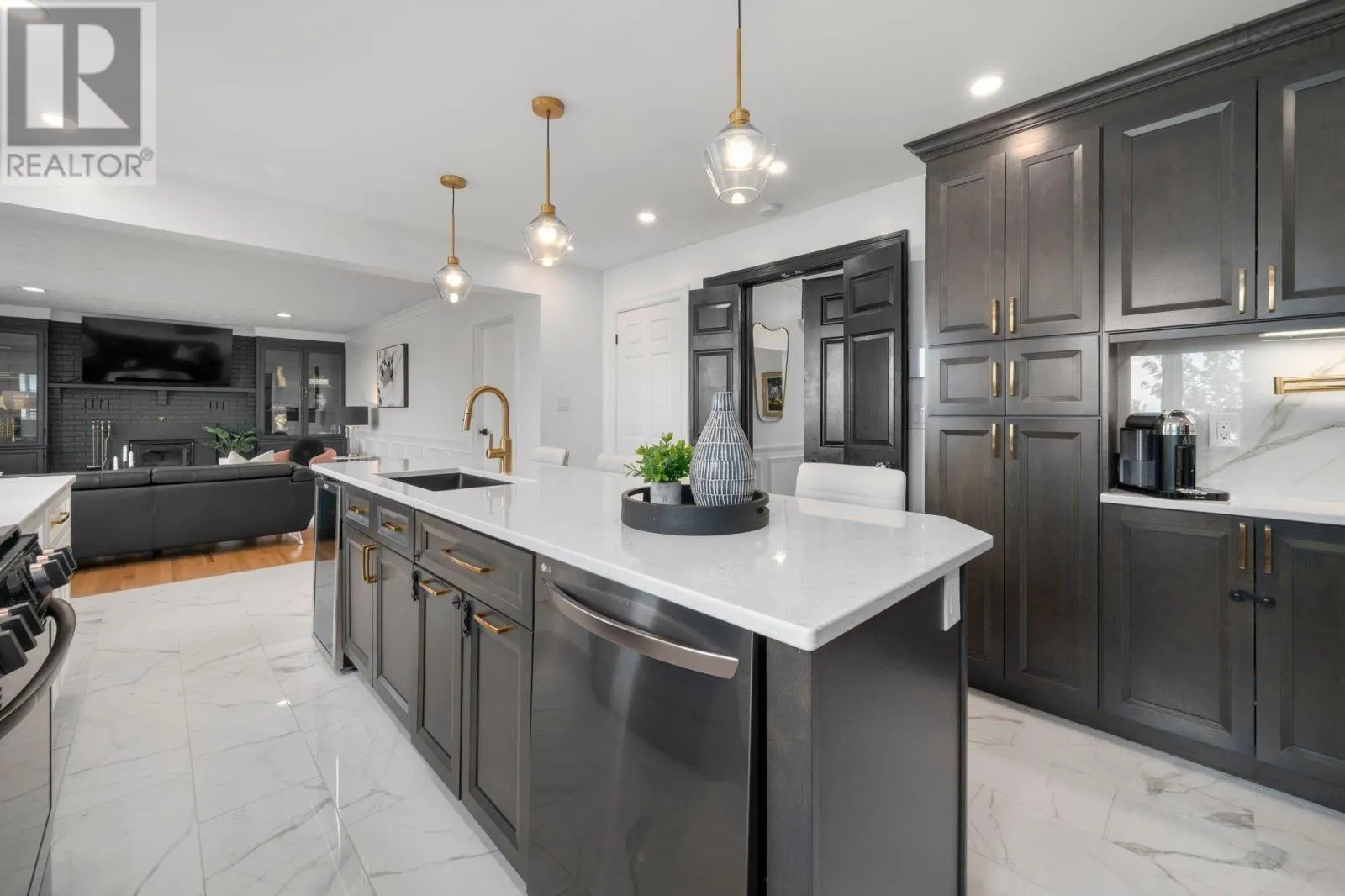 27 Chartwell Lane