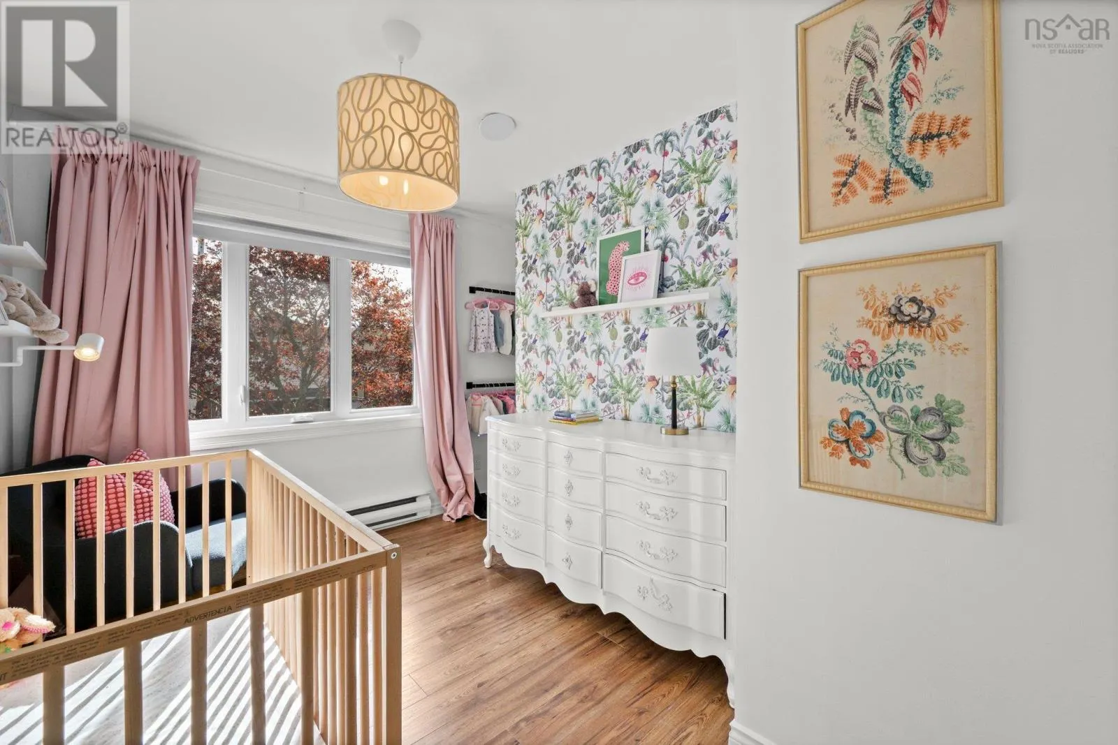 27 Chartwell Lane