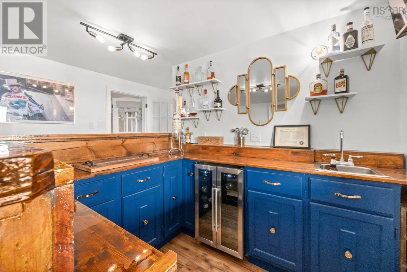 27 Chartwell Lane