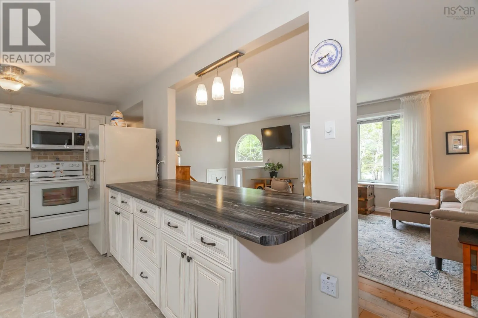 63 Old Litchfield Wharf Road