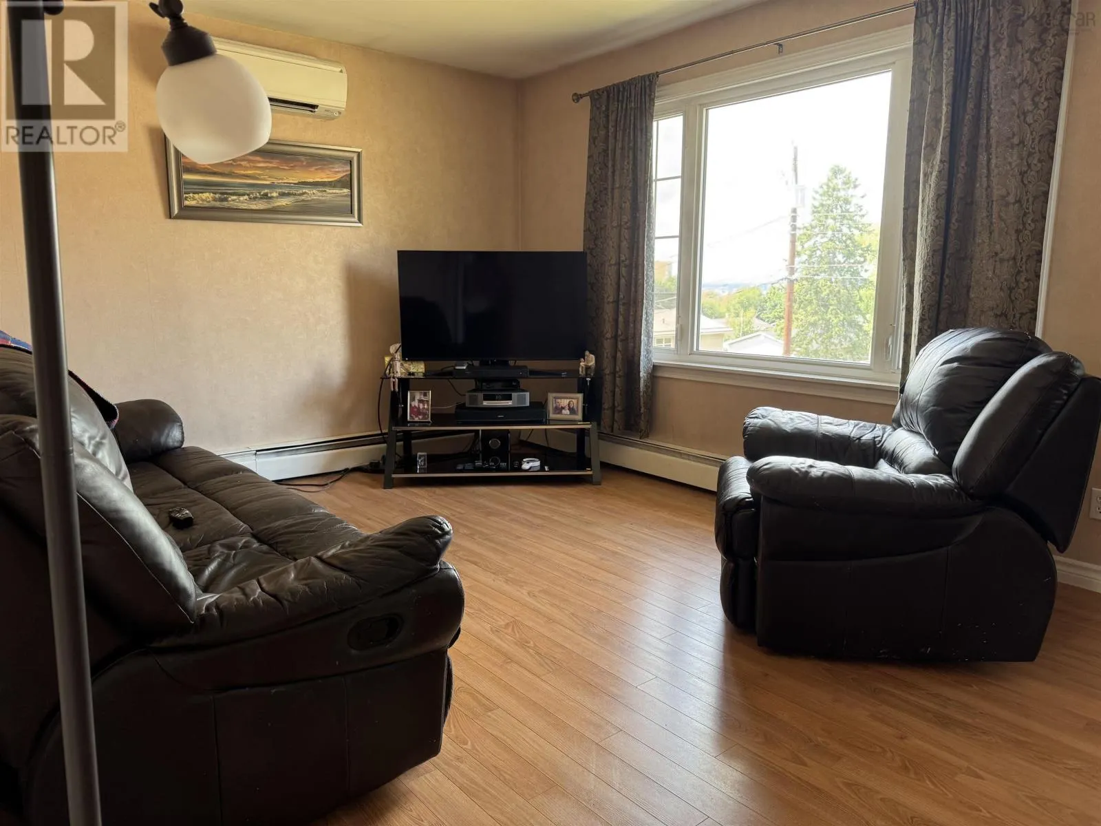 80 Lavinia Drive