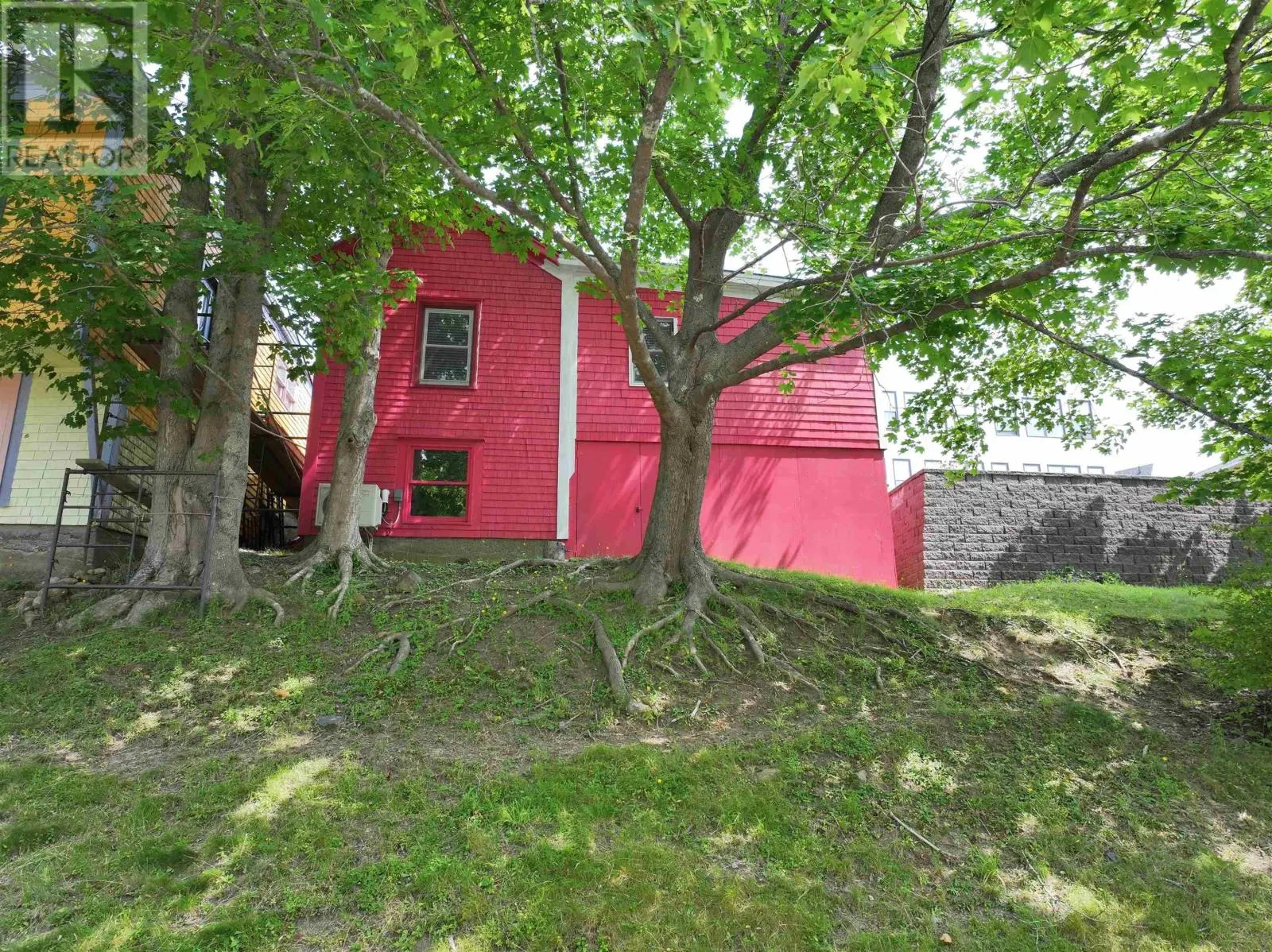 10 Pelham Street