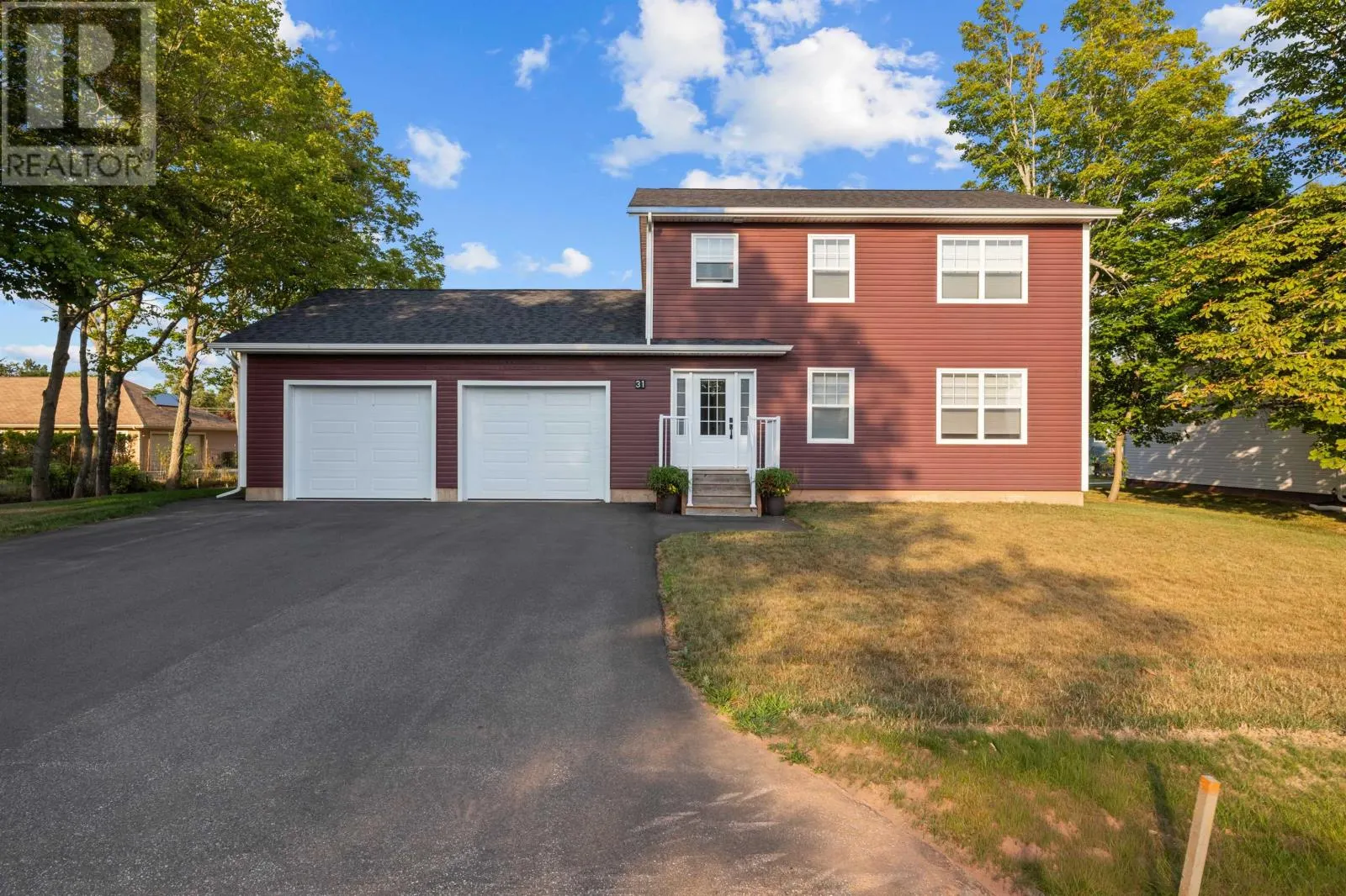 31 Maxfield Avenue