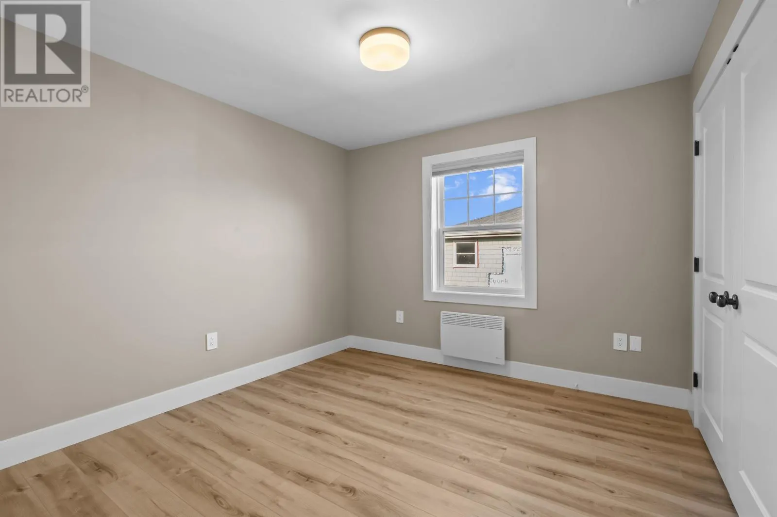 31 Maxfield Avenue
