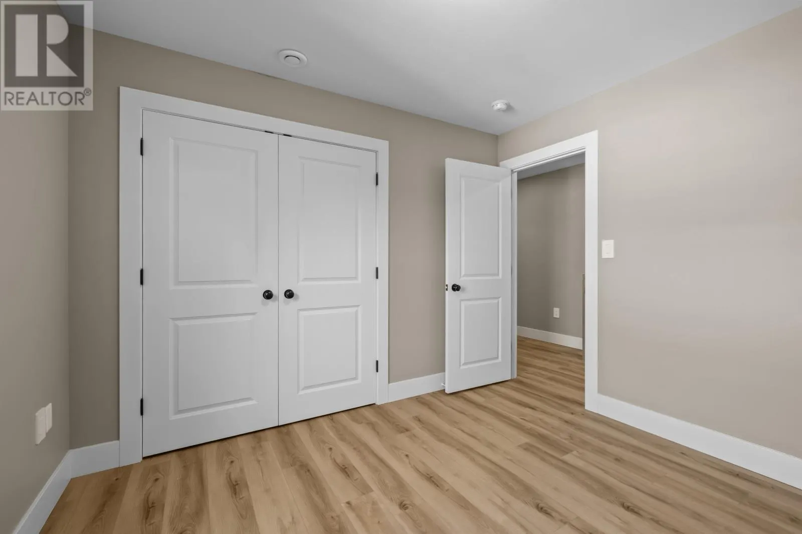 31 Maxfield Avenue