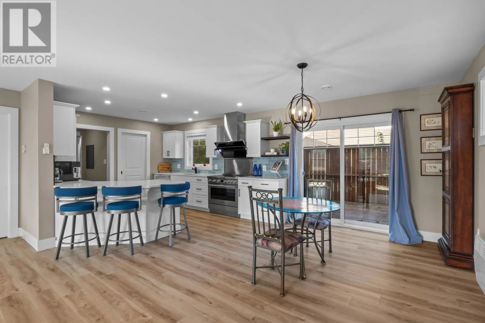 31 Maxfield Avenue