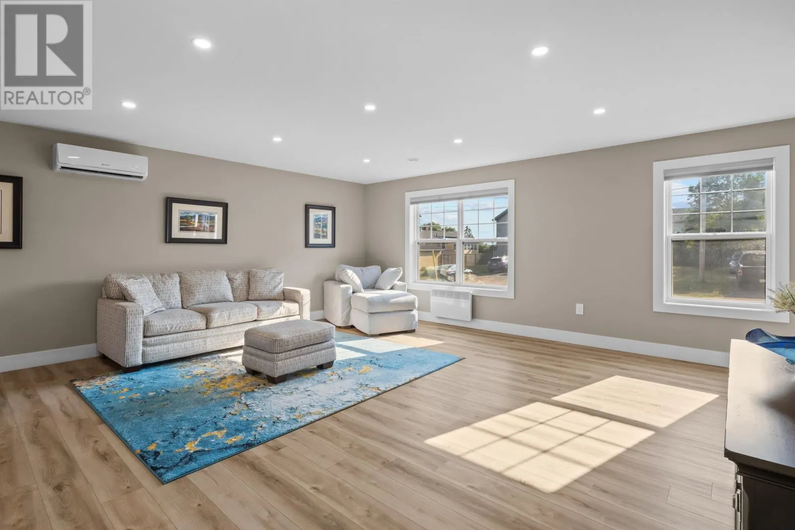 31 Maxfield Avenue