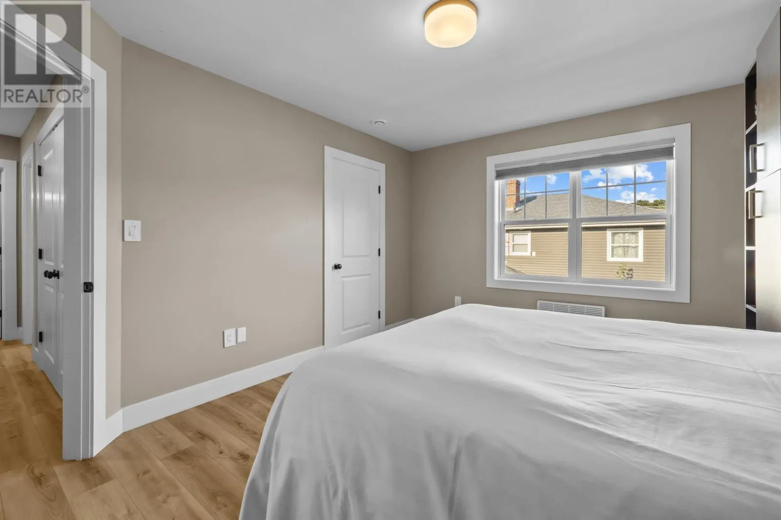 31 Maxfield Avenue