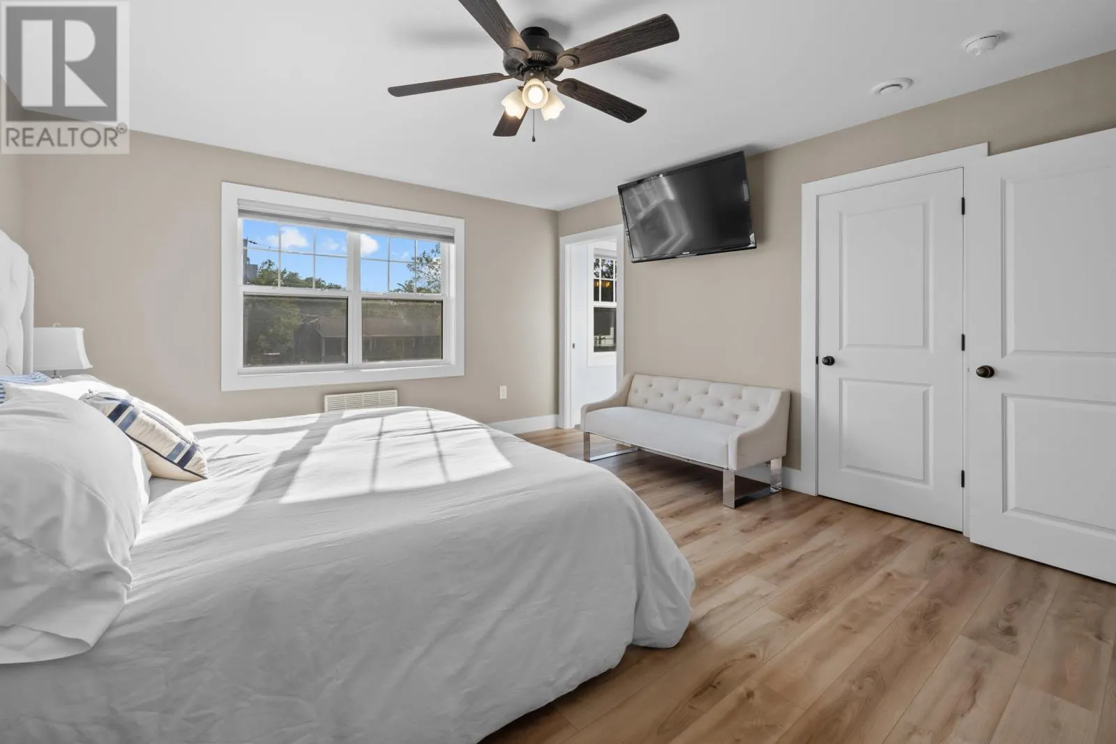 31 Maxfield Avenue