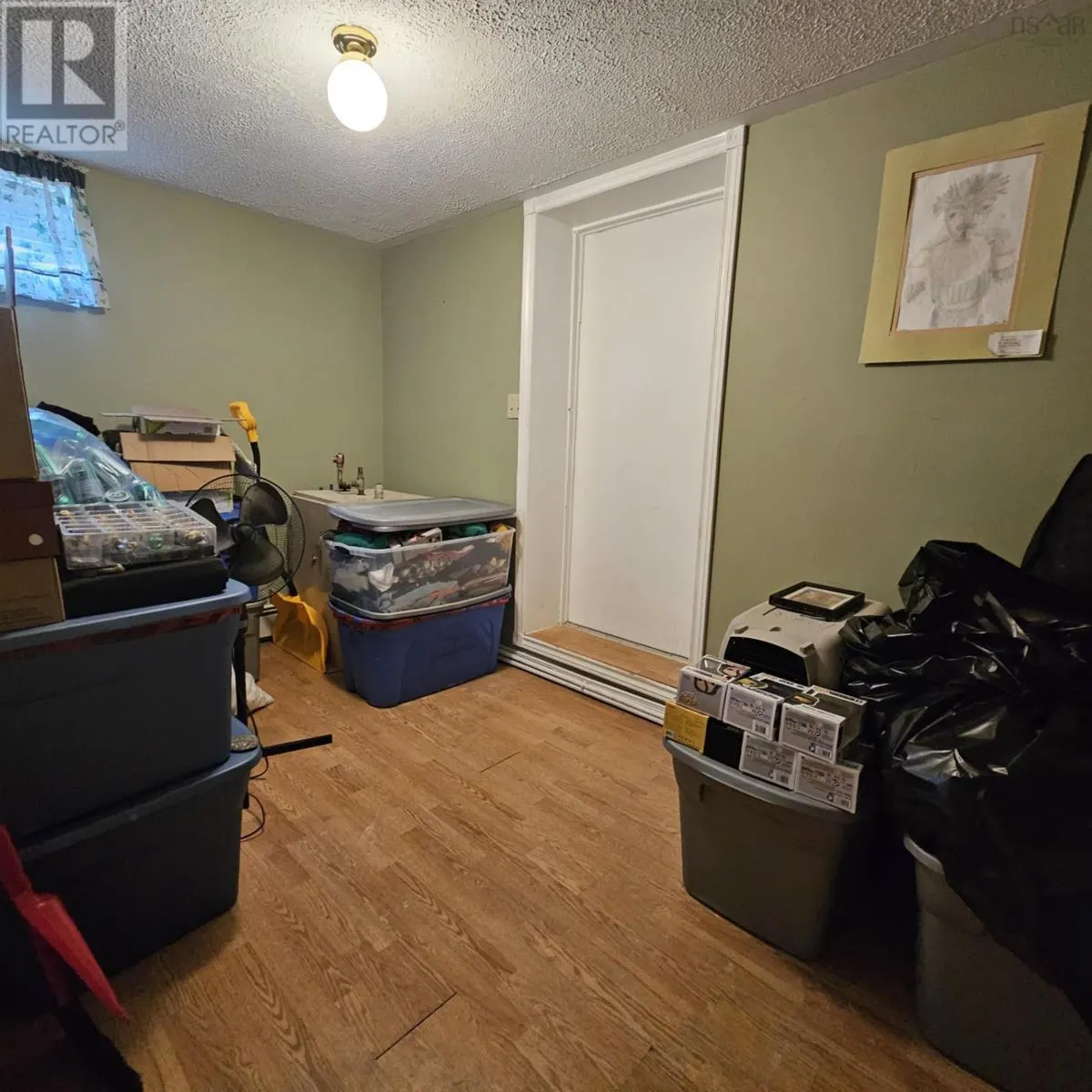 37 Stacey Avenue