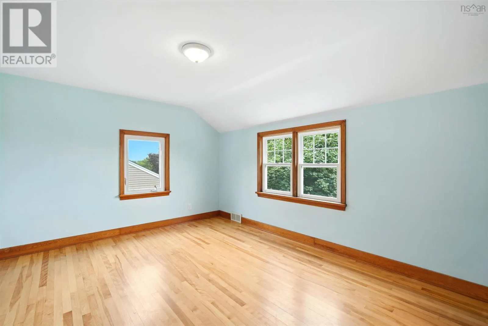 21 Mount Pleasant Avenue