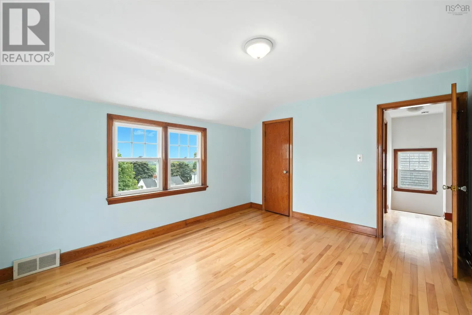 21 Mount Pleasant Avenue