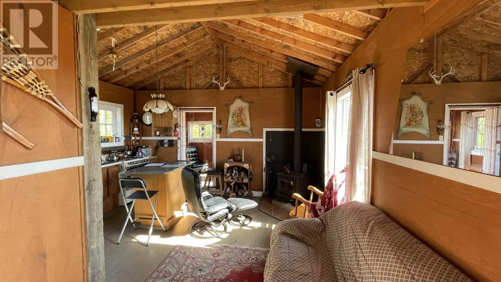 3139 Ostrea Lake Road