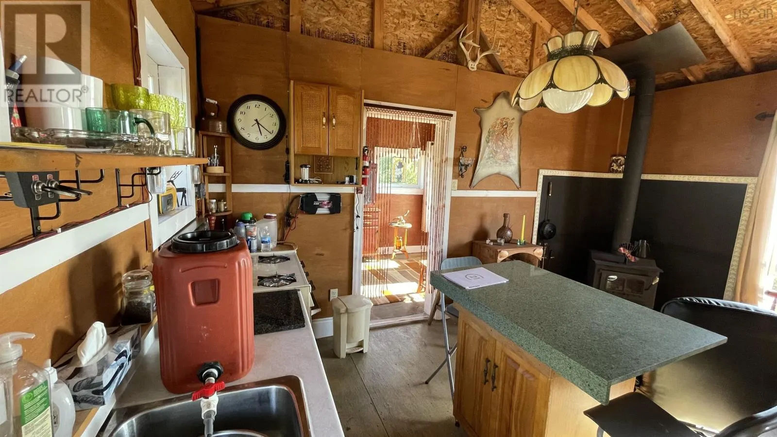 3139 Ostrea Lake Road