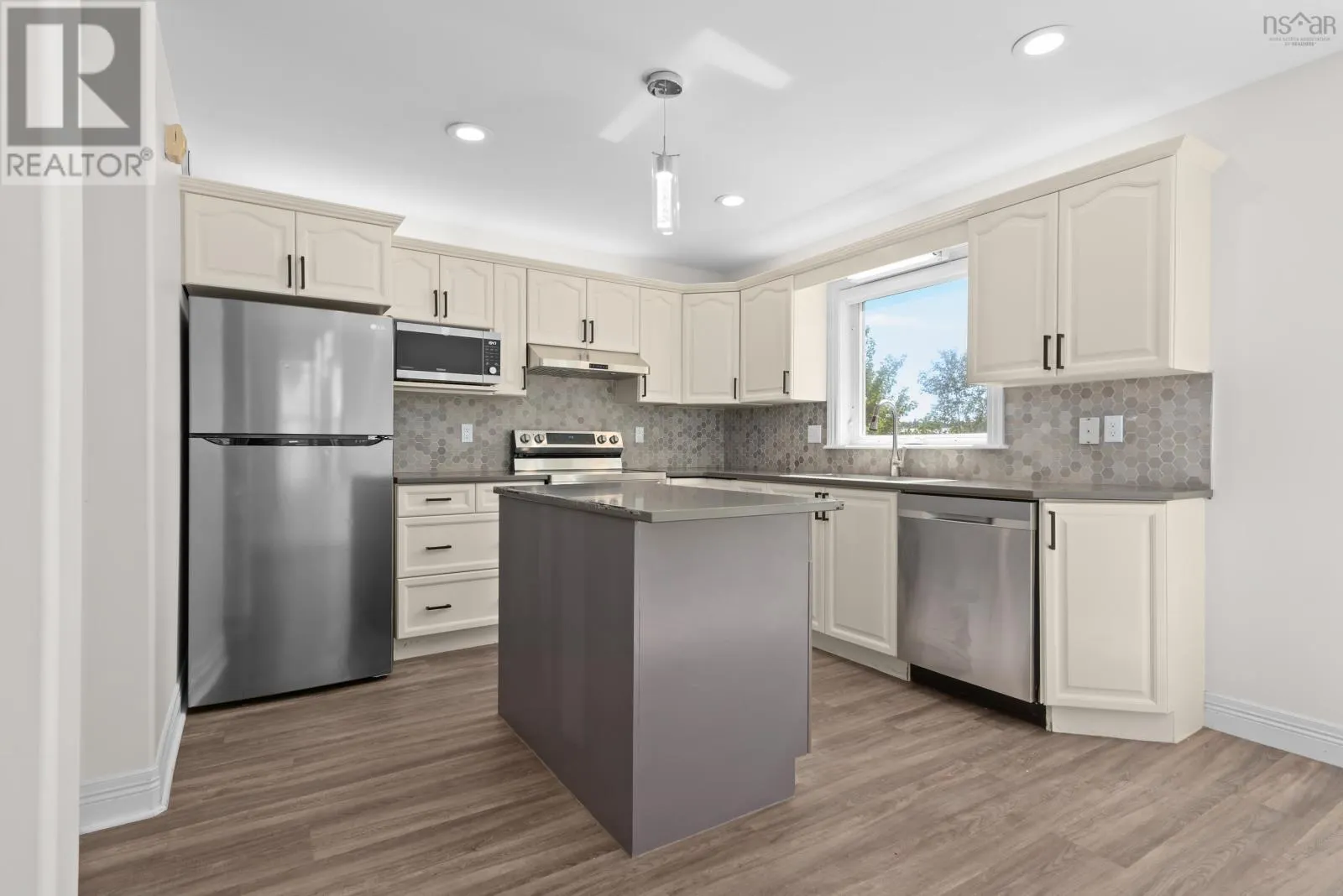 73 Red Fern Terrace