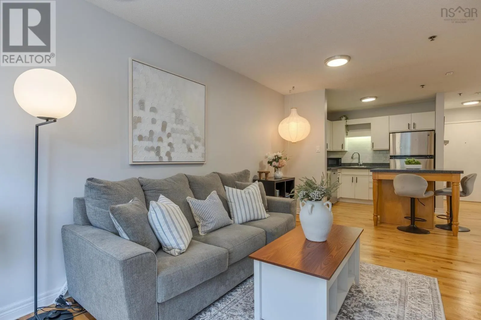 408 3700 John Parr Drive