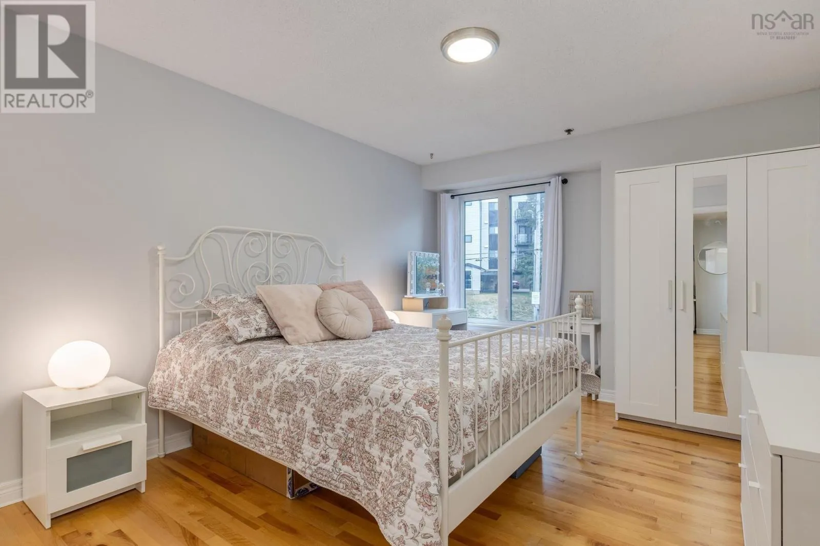 408 3700 John Parr Drive