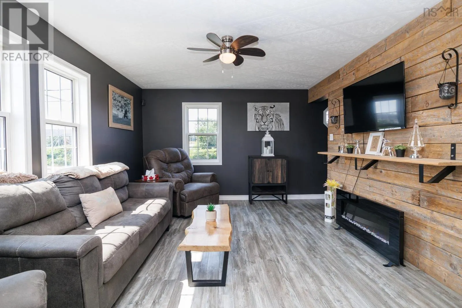 3 Quarry Road