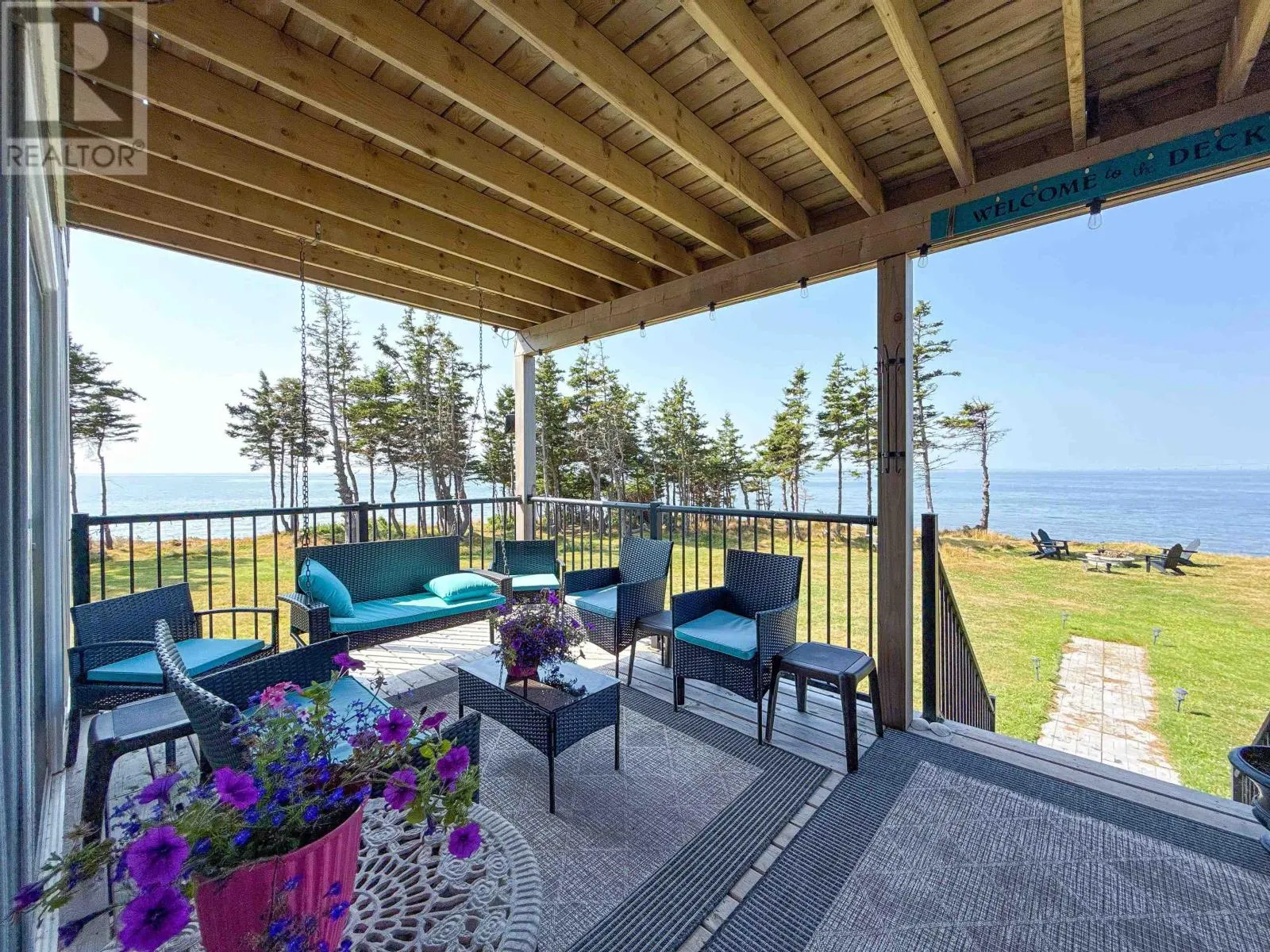 375 Campbells Way SW