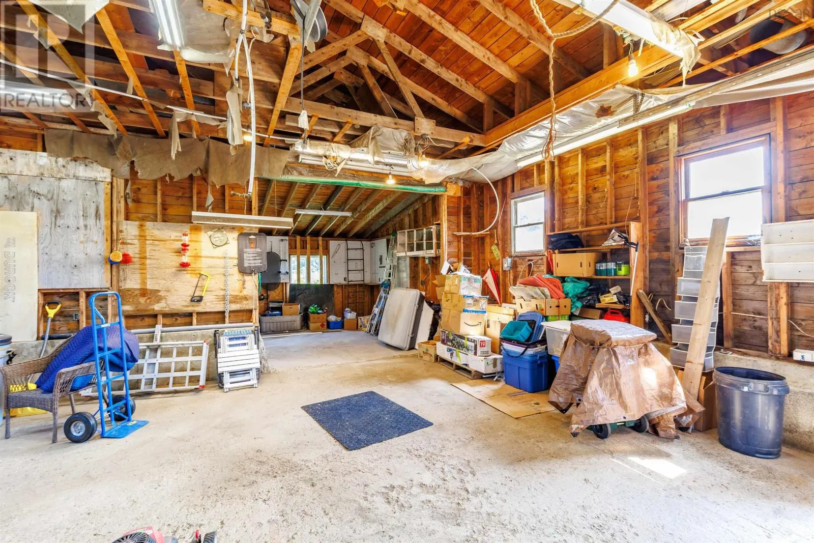 14 Pine Lane