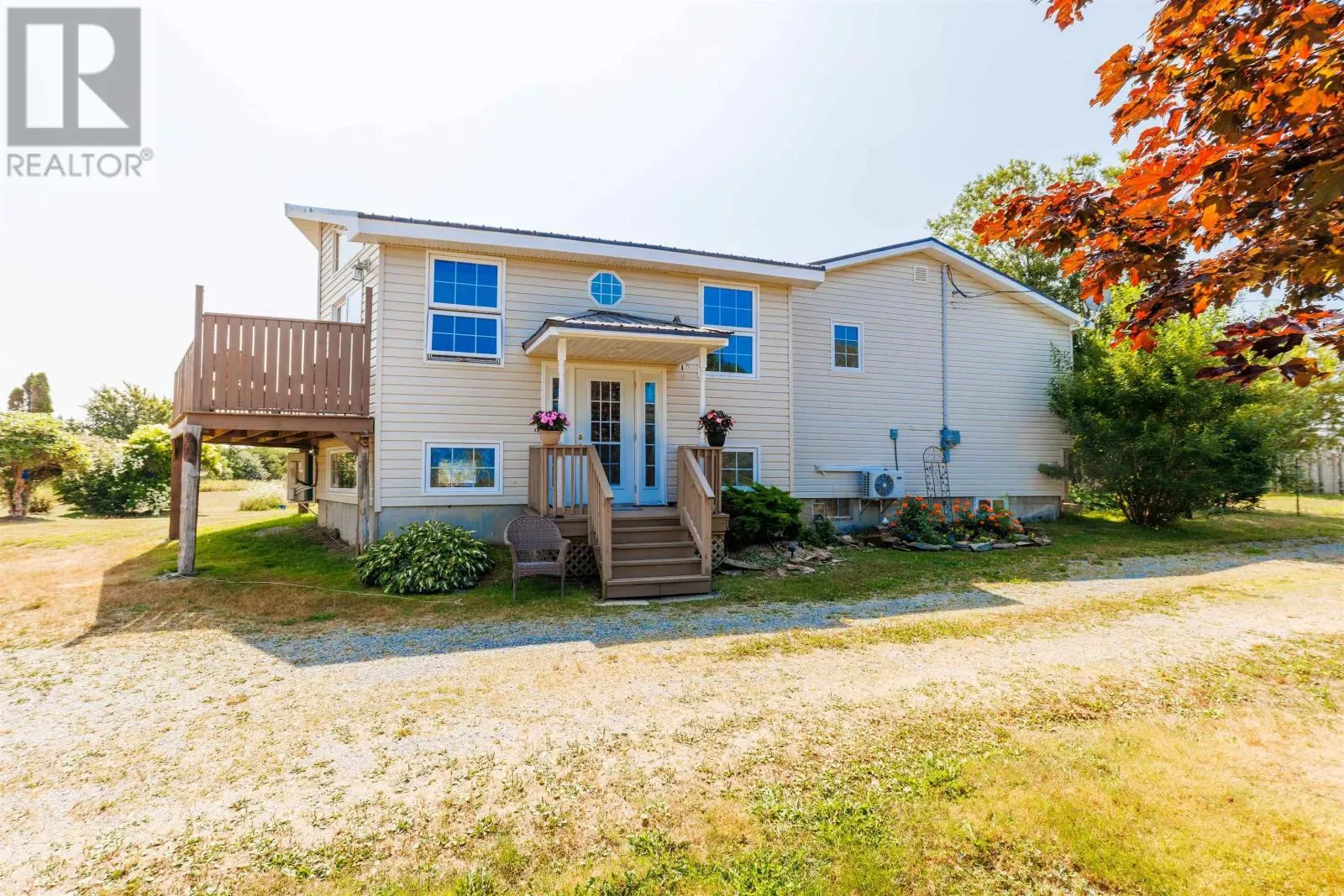 14 Pine Lane