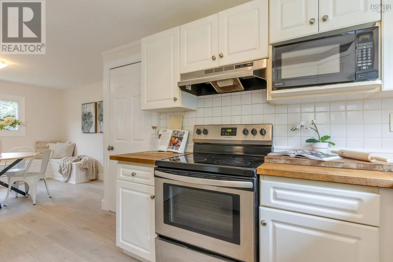 2294 Old Sambro Road