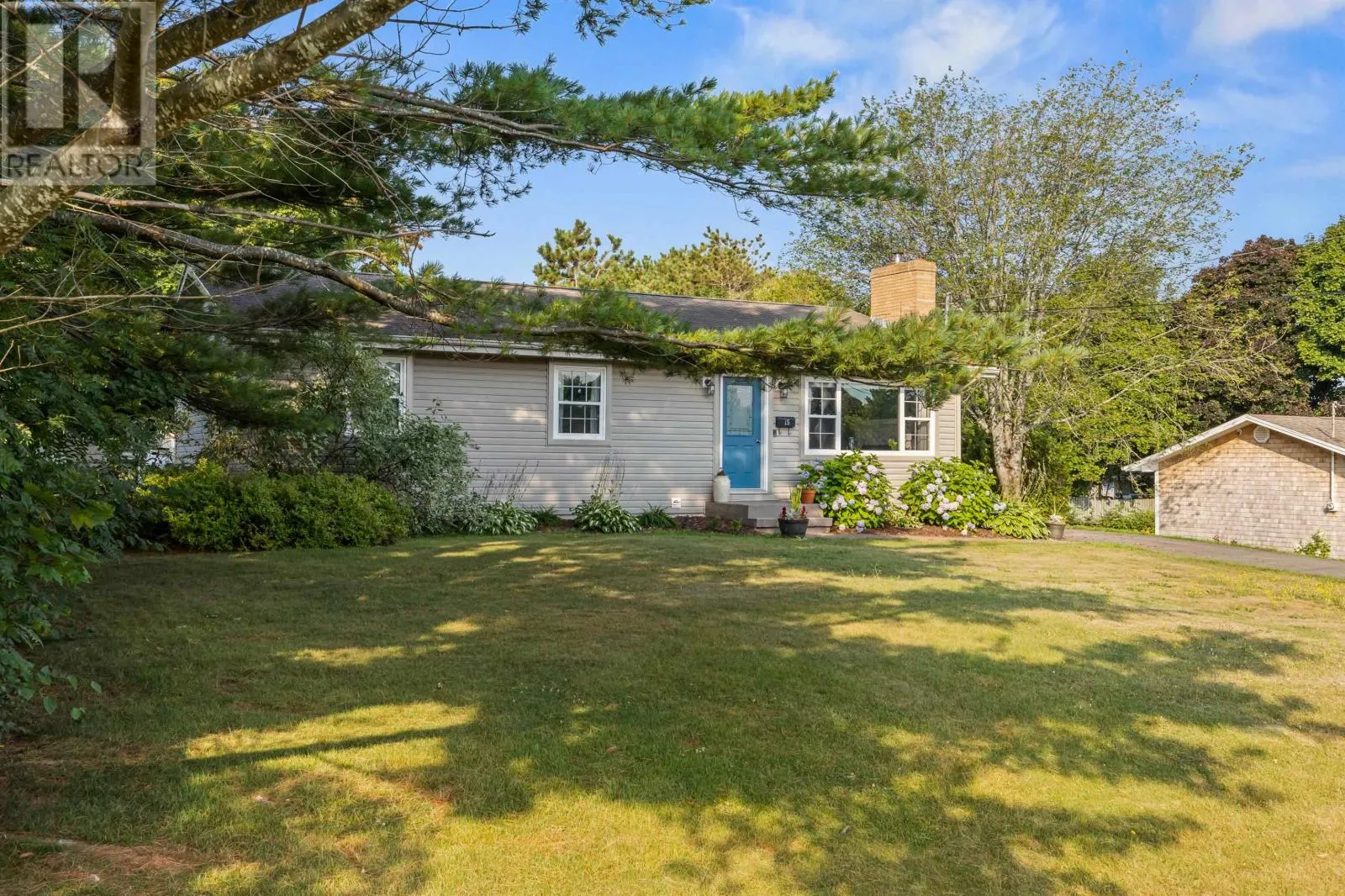 15 Marjorie Crescent