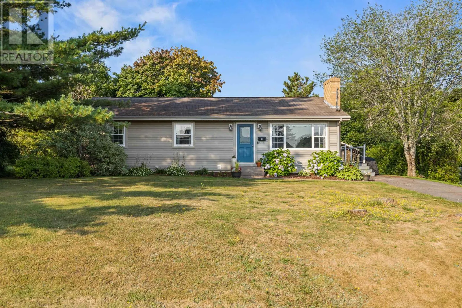 15 Marjorie Crescent
