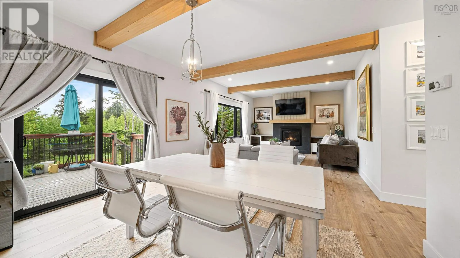 456 Magenta Drive