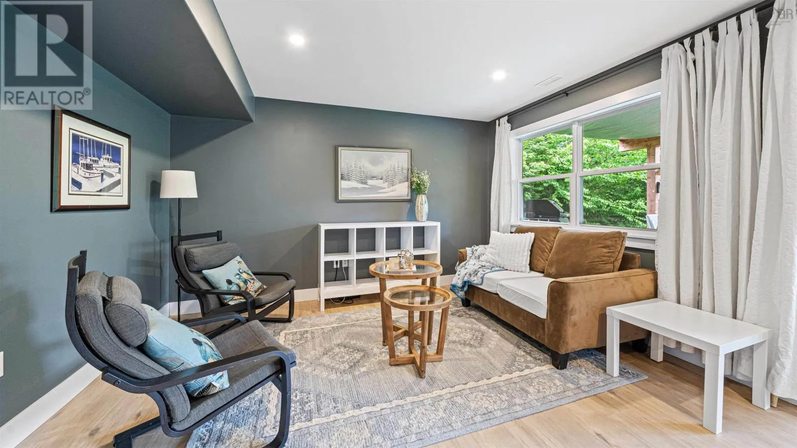 456 Magenta Drive