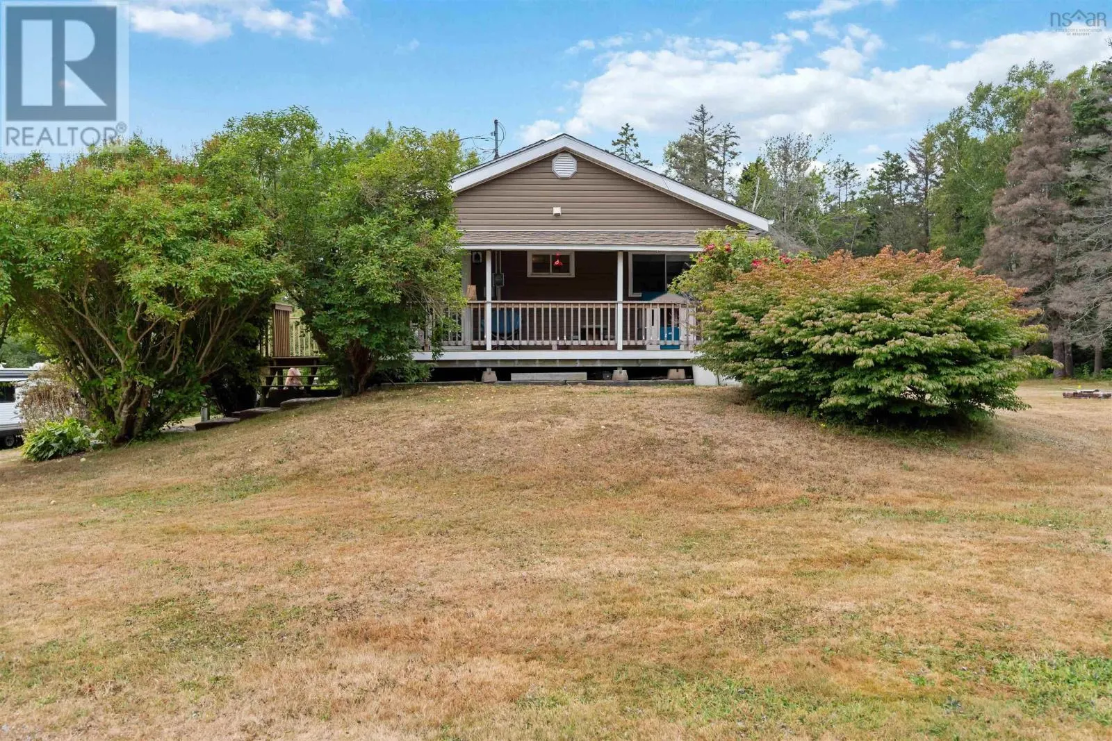 76 Marsh Road