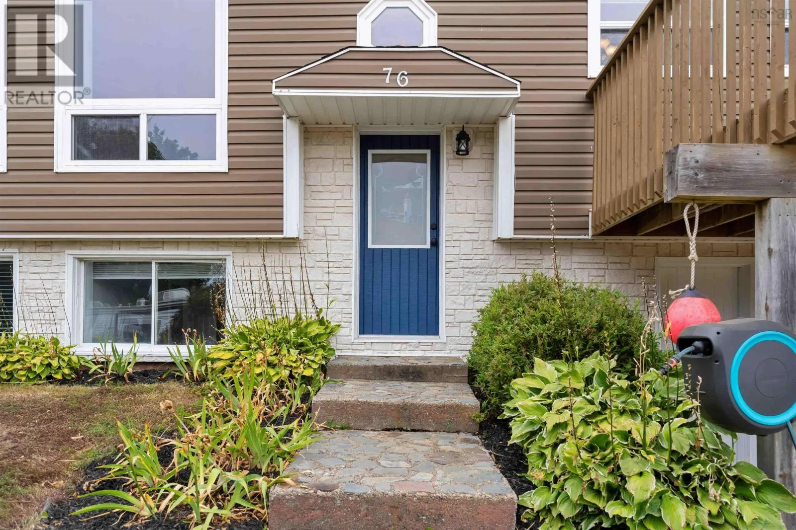 76 Marsh Road