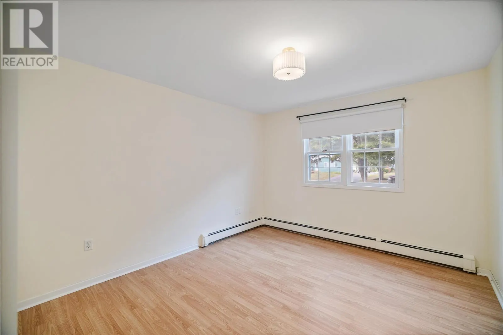 10 Emerald Drive